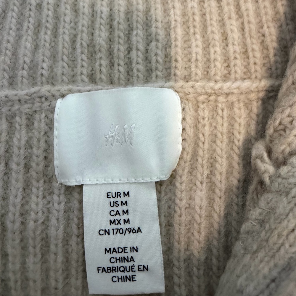 H&M Beige Ribbed Half Zip Sweater - Picture 3 of 4
